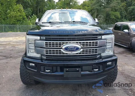 2017 Ford F-250 Platinum z USA, uszkodzony, nr VIN 1FT7W2BT8HEE91559